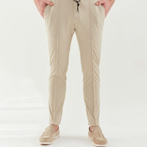 Elegante Ensamble Hochwertige Jersey-Hose: Eleganz und Komfort vereint