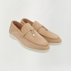 Hochwertiges Wildleder: luxuriöser Damenschuh Loafer Low Top