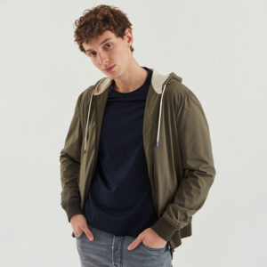 Elegante Ensamble Kapuzenblouson Stylische olivgrüne Jacke für jede Jahreszeit