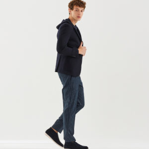 Elegante Ensamble Stylische Jacke mit Kapuze: Eleganz trifft Komfort