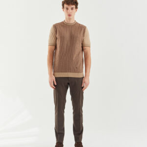 Elegante Ensamble mit modischem Jacquard-Muster: unser stylisches Rundhals-Polo für jede Gelegenheit